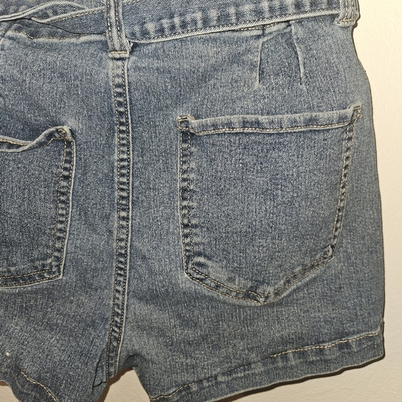 No Boundaries Junior Jean Shorts Size L (11-13) - Picture 7 of 8